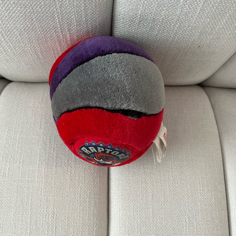 NBA | Toronto Raptors plush basketball - Picture 3 of 4
